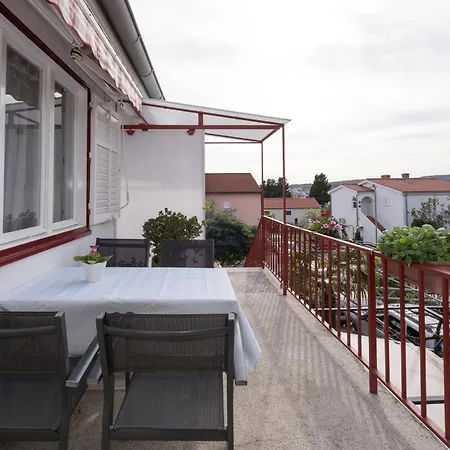 Апартаменты Lovorik *