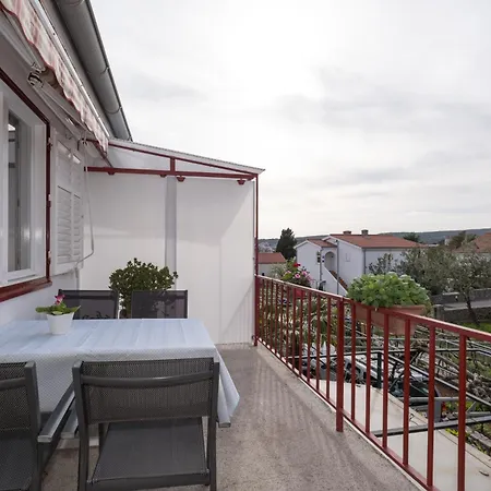 Апартаменты Lovorik *