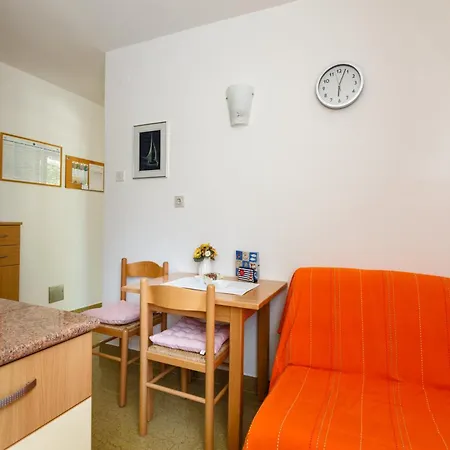 Apartment Lovorik