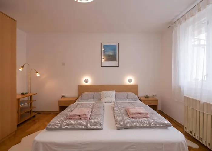 Apartamento Lovorik *